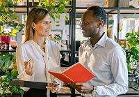 conversation_colleagues_open_office_online.jpg conversation_colleagues_open_office_online.jpg