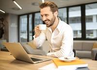 coffee_computer_happy_online.jpg coffee_computer_happy_online.jpg