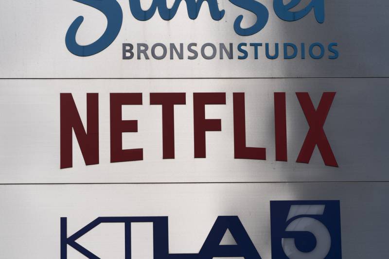 Netflix-Price Cuts Netflix-Price Cuts